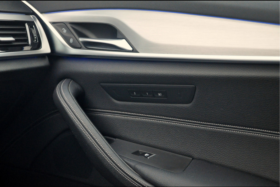 BMW 5 Serie Touring 518d High Executive Edition | M-Sport | 20 inch | Panorama | Individual Dakota Leder