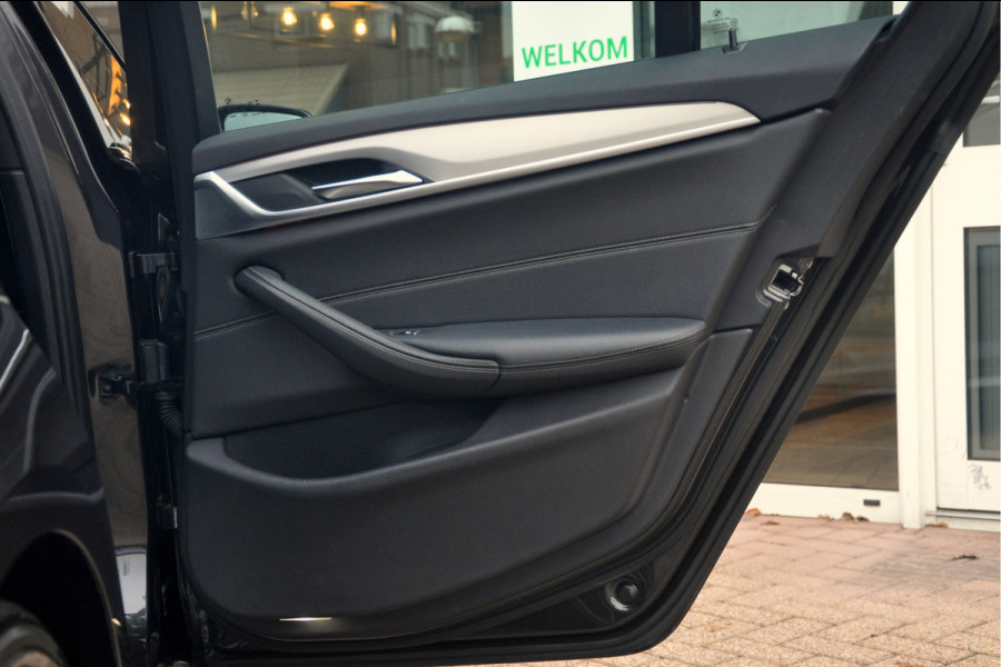 BMW 5 Serie Touring 518d High Executive Edition | M-Sport | 20 inch | Panorama | Individual Dakota Leder