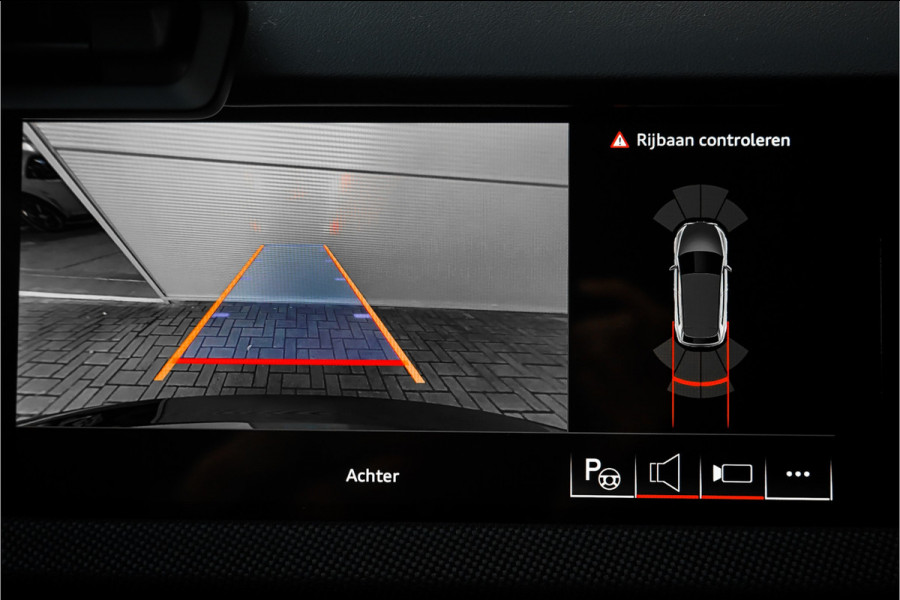 Audi A3 Sportback 40 TFSI e S Edition Matrix LED Camera Keyless 18"