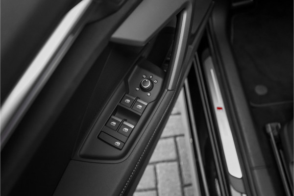 Audi A3 Sportback 40 TFSI e S Edition Matrix LED Camera Keyless 18"
