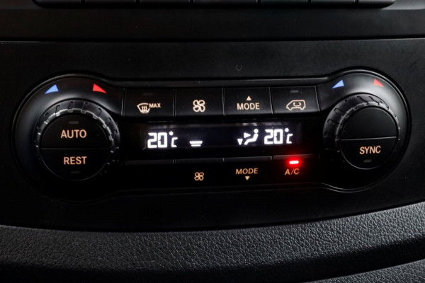 Mercedes-Benz Vito 114 CDI Lang 9G Automaat LED/Inrichting/Navi/Camera 02-2022