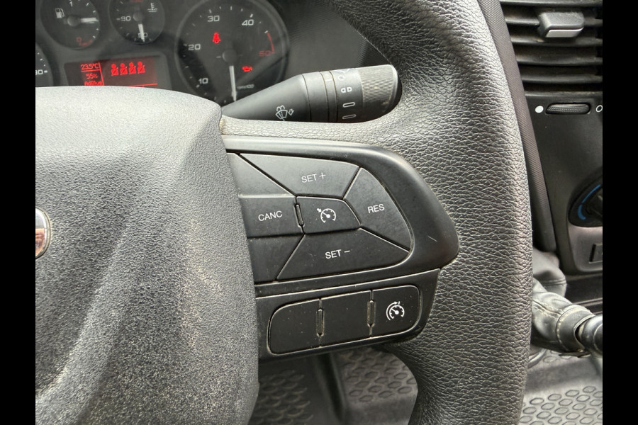 Iveco Daily 35C16 3.0 Dubbele Cabine Kipper Dubbellucht 3,5t Trekhaak 6 Stoelen Airco Cruise Control Benne Tipper