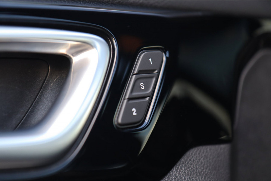 Jeep Compass 4xe 240 Plug-in Hybrid Electric S / PANO / MEMORY / ACC / 360 / KEYLESS / ALPINE