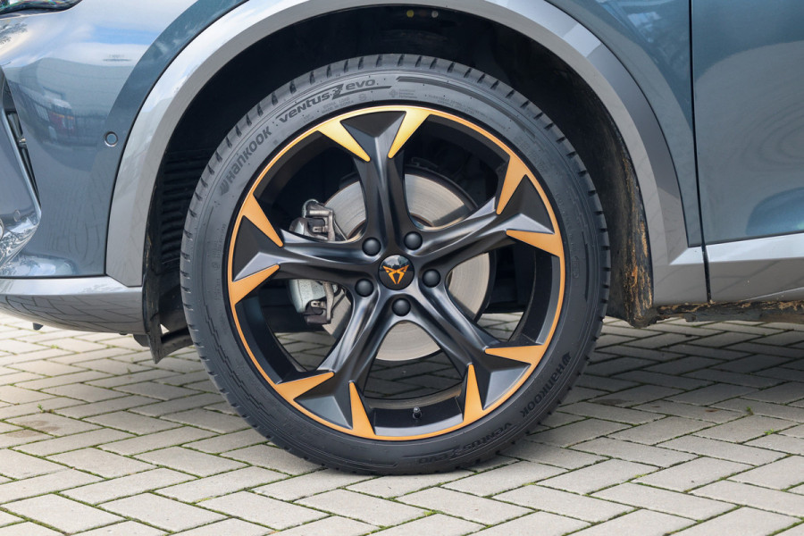 CUPRA Formentor 1.4 e-Hybrid Business | BTW | STUURWIELVERWARMING | CAMERA | ACC | CARPLAY |