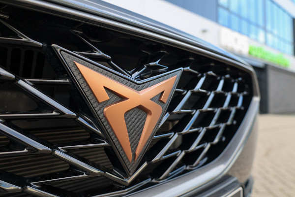 CUPRA Formentor 1.4 e-Hybrid Business | BTW | STUURWIELVERWARMING | CAMERA | ACC | CARPLAY |