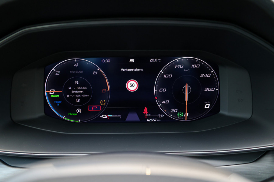 CUPRA Formentor 1.4 e-Hybrid Business | BTW | STUURWIELVERWARMING | CAMERA | ACC | CARPLAY |