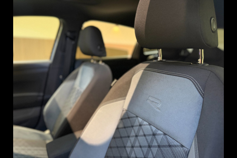Volkswagen Taigo 1.0 TSI 3x R-Line |Pano|Virtual Cockpit|Carplay|LED|Stoelverwarming|