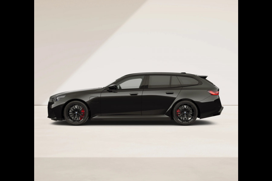 BMW 5 Serie Touring M5 - Pano - Stoelventilatie - M-Driver Pack - Trekaak - Driving Ass Prof