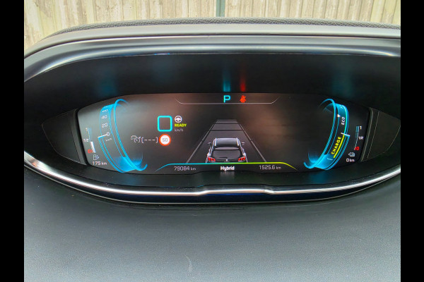 Peugeot 3008 1.6 HYbrid 225 Allure Trekhaak, LED, 93% SOH