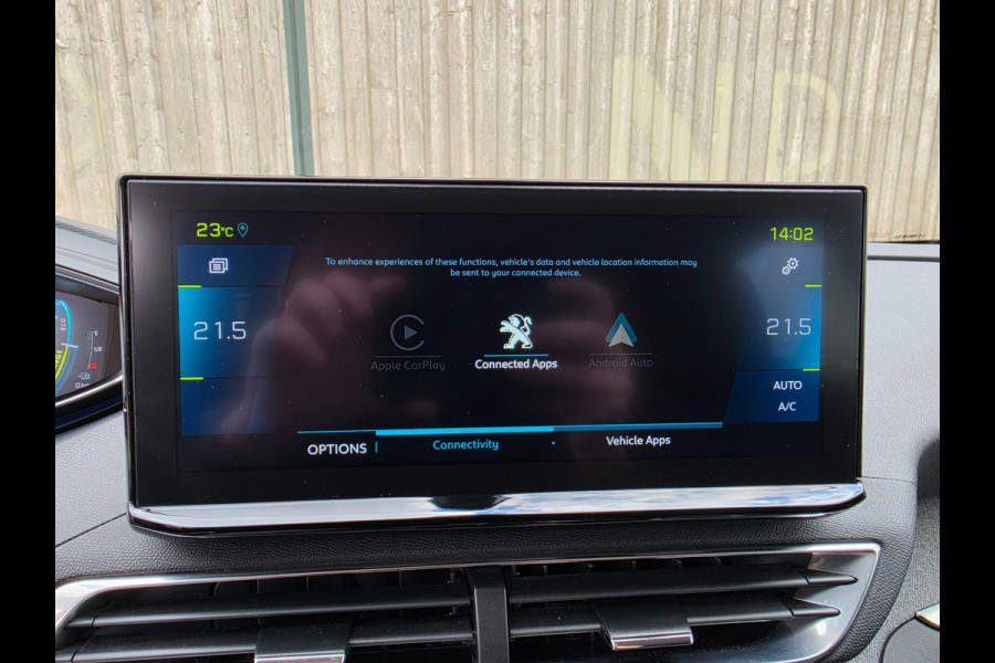 Peugeot 3008 1.6 HYbrid 225 Allure Trekhaak, LED, 93% SOH