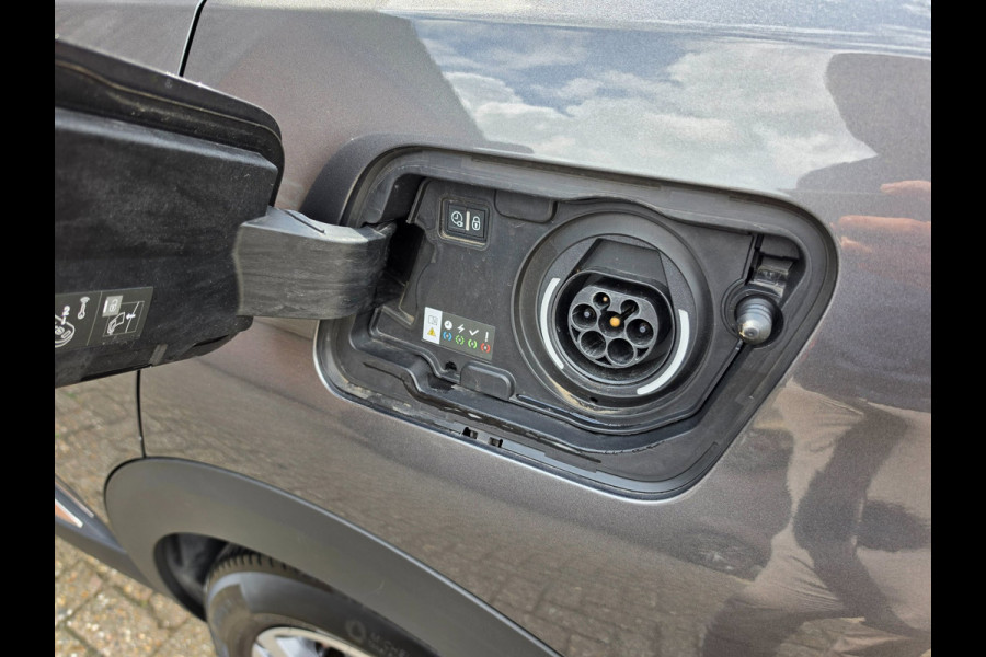 Peugeot 3008 1.6 HYbrid 225 Allure Trekhaak, LED, 93% SOH