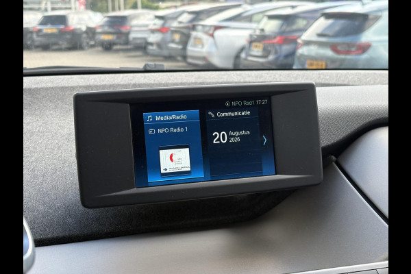 BMW i3 Basis 120Ah 42 kWh | Camera | Stoel verwarming |
