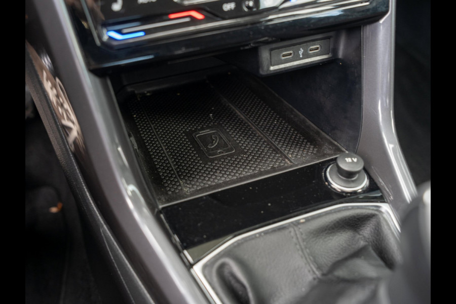 Volkswagen T-Cross 1.0 TSI Style 115pk Automaat | Cockpit | Stoelverwarming | Camera
