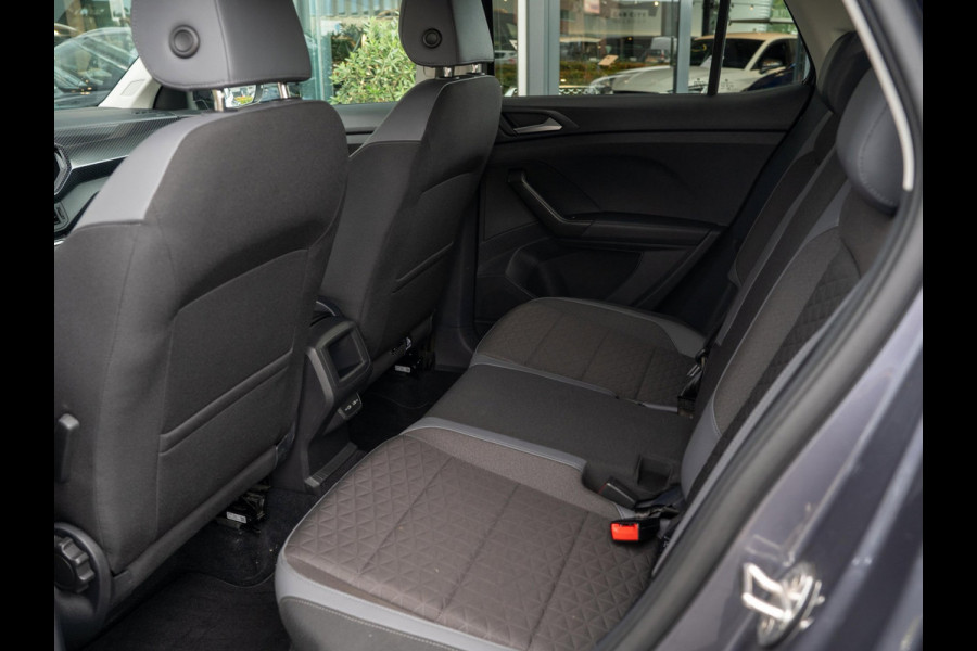 Volkswagen T-Cross 1.0 TSI Style 115pk Automaat | Cockpit | Stoelverwarming | Camera