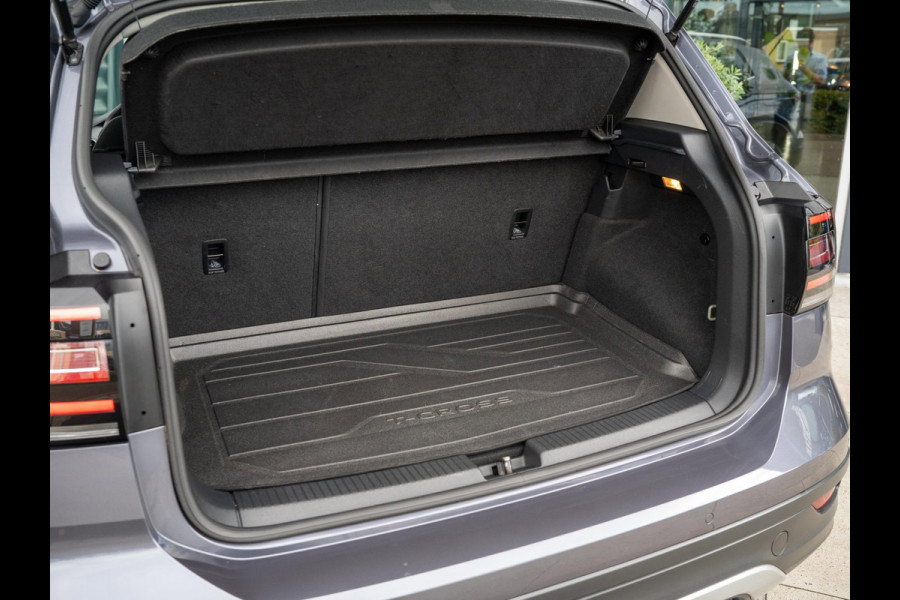 Volkswagen T-Cross 1.0 TSI Style 115pk Automaat | Cockpit | Stoelverwarming | Camera