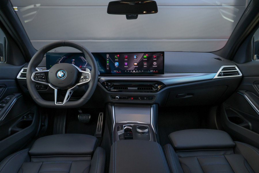BMW 3-serie 330e | BTW | M-SPORT | ACC | HUD | 360 | MEMORY | KEYLESS | ELEK KOFFERKLEP |