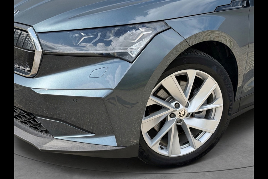 Škoda ENYAQ iV 80, panoramadak, electr bedienbare trekhaak, 1/2 lederen sportinterieur, achteruitrijcamera,vele opties1 e eigenaar