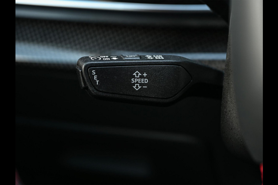 Audi Q7 60 TFSI e quattro Pro Line S Competition | Panoramadak | Carbon Interieur | Alcantara Hemel | 360 Camera | HUD | Bose | Massage + Ventilatie | Luchtvering | Soft Close | Memory Seats | Ambiance Interieur |