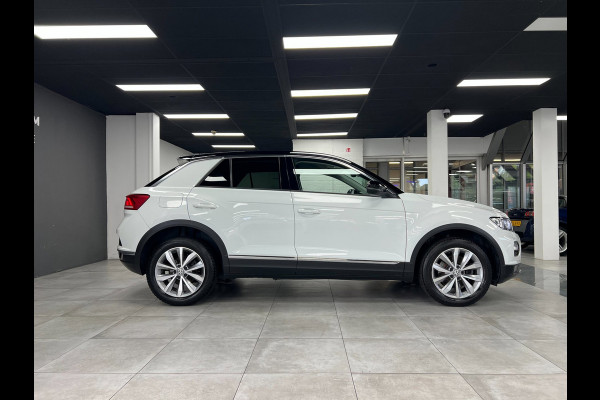 Volkswagen T-Roc 1.0 TSI | Cruise | Lane |Carplay | Navi