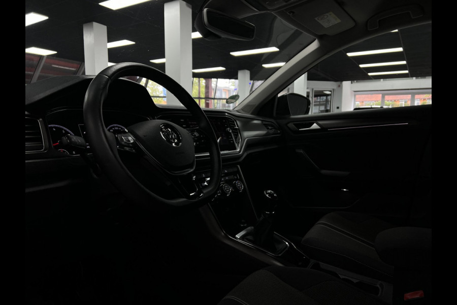 Volkswagen T-Roc 1.0 TSI | Cruise | Lane |Carplay | Navi