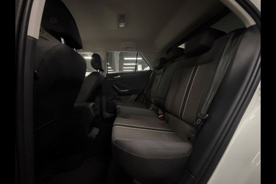 Volkswagen T-Roc 1.0 TSI | Cruise | Lane |Carplay | Navi