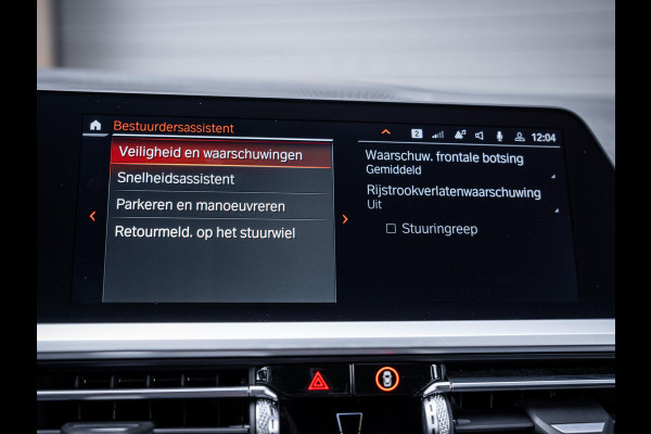 BMW 3 Serie Touring 320i High Executive Edition - M-Sport l 19'' l Camera l Sfeeverl.