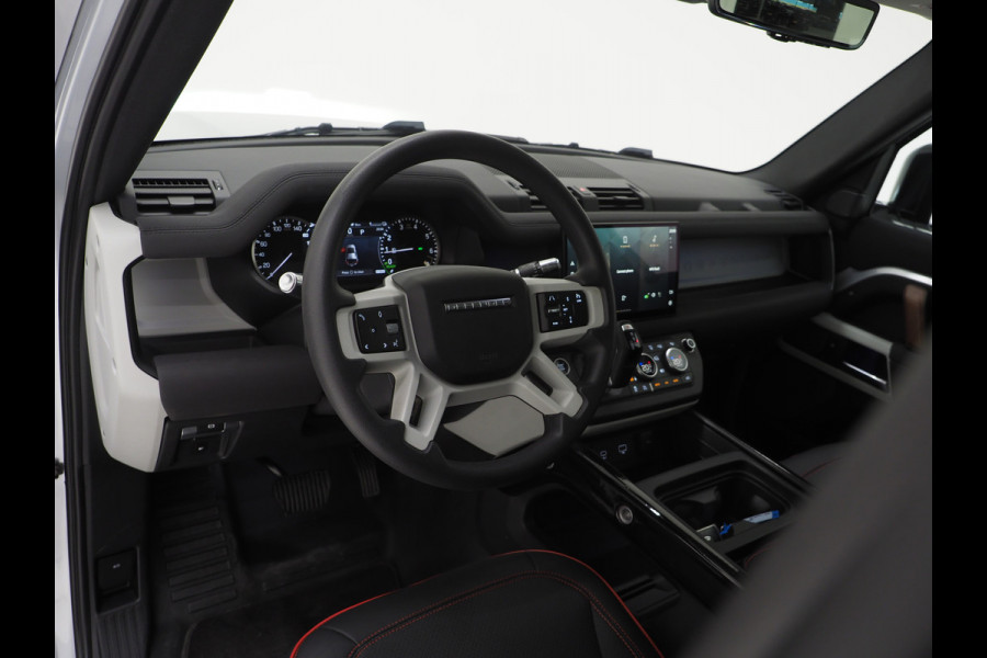 Land Rover Defender 110 2.0 P400e 110 | Panoramadak | Honeycomb Leder | Trekhaak | Sidesteps | 360 | Meridian | Keyless