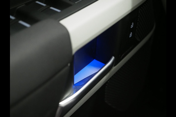 Land Rover Defender 110 2.0 P400e 110 | Panoramadak | Honeycomb Leder | Trekhaak | Sidesteps | 360 | Meridian | Keyless