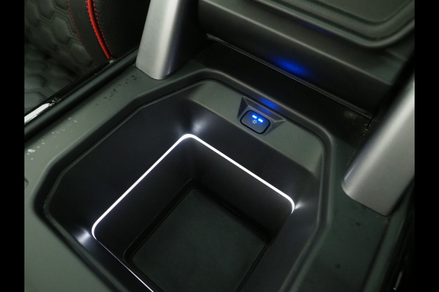 Land Rover Defender 110 2.0 P400e 110 | Panoramadak | Honeycomb Leder | Trekhaak | Sidesteps | 360 | Meridian | Keyless