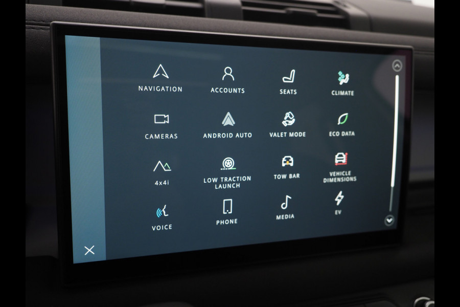 Land Rover Defender 110 2.0 P400e 110 | Panoramadak | Honeycomb Leder | Trekhaak | Sidesteps | 360 | Meridian | Keyless