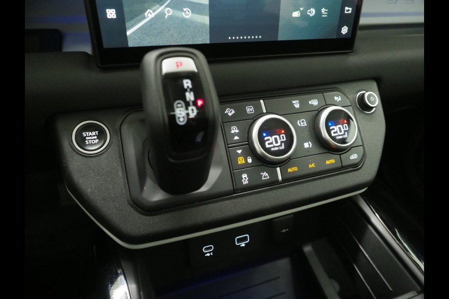 Land Rover Defender 110 2.0 P400e 110 | Panoramadak | Honeycomb Leder | Trekhaak | Sidesteps | 360 | Meridian | Keyless