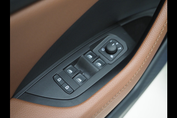 Škoda Kodiaq 1.5 TSI PHEV | Leder | HUD | Camera | Sfeerlicht | Keyless | Adaptive Cruise | Memory | Carplay