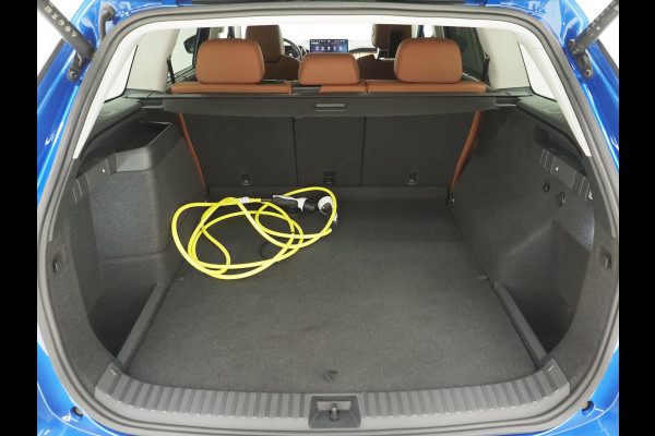 Škoda Kodiaq 1.5 TSI PHEV | Leder | HUD | Camera | Sfeerlicht | Keyless | Adaptive Cruise | Memory | Carplay