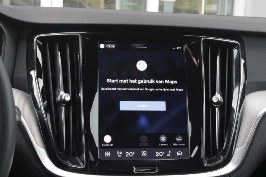 Volvo V60 2.0 T6 Plug-in hybrid 350PK AWD PLUS DARK | LONG RANGE | PANORAMISCH SCHUIF/KANTELDAK | NAVIGATIE VIA GOOGLE AUTO | APPLE CARPLAY / ANDROID AUTO | FULL-LED KOPLAMPEN | 125319" 6-SPAAKS BLACK / DIAMOND CUT VELGEN | LEDEREN BEKLEDING | POWER SEATS - BESTUURDERS- EN PASSAGIERSSTOEL ELEKTRISCHVERSTELBAAR MET GEHEUGEN, ELEKTRISCH VERSTELBARE  ZITVERLENGERS /LENDESTEUN VIERVOUDIG | STOEL- EN ACHTERBANKVERWARMING | STUURVERWARMING | PARKEERVERWARMING MET TIMER (STANDKACHEL) | ACHTERUIRIJ CAMERA | EXTRA GETINTE ACHTERRUITEN | ELEKTRISCH BEDIENBARE ACHTERKLEP | ELEKTRISCH INKLA