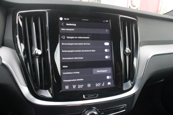 Volvo V60 2.0 T6 Plug-in hybrid 350PK AWD PLUS DARK | LONG RANGE | PANORAMISCH SCHUIF/KANTELDAK | NAVIGATIE VIA GOOGLE AUTO | APPLE CARPLAY / ANDROID AUTO | FULL-LED KOPLAMPEN | 125319" 6-SPAAKS BLACK / DIAMOND CUT VELGEN | LEDEREN BEKLEDING | POWER SEATS - BESTUURDERS- EN PASSAGIERSSTOEL ELEKTRISCHVERSTELBAAR MET GEHEUGEN, ELEKTRISCH VERSTELBARE  ZITVERLENGERS /LENDESTEUN VIERVOUDIG | STOEL- EN ACHTERBANKVERWARMING | STUURVERWARMING | PARKEERVERWARMING MET TIMER (STANDKACHEL) | ACHTERUIRIJ CAMERA | EXTRA GETINTE ACHTERRUITEN | ELEKTRISCH BEDIENBARE ACHTERKLEP | ELEKTRISCH INKLA