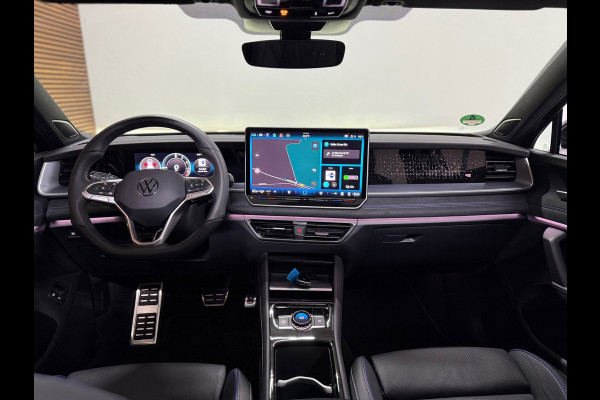 Volkswagen Tayron 1.5 eTSI R-Line Edition | Full Option | Garantie tot 2030 | Pano | IQ. Drive | Trekhaak |Park Assist Pro | H/K