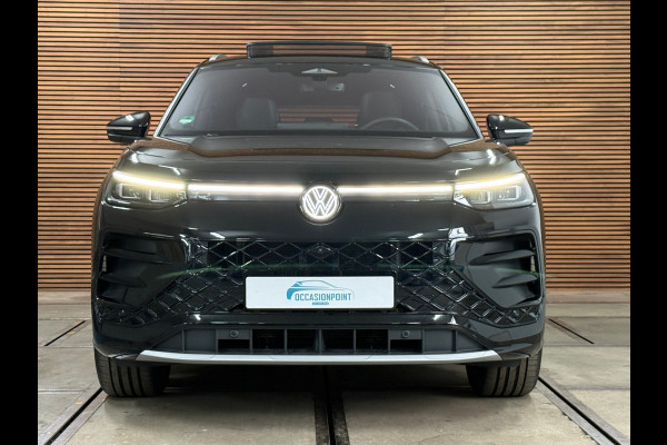 Volkswagen Tayron 1.5 eTSI R-Line Edition | Full Option | Garantie tot 2030 | Pano | IQ. Drive | Trekhaak |Park Assist Pro | H/K