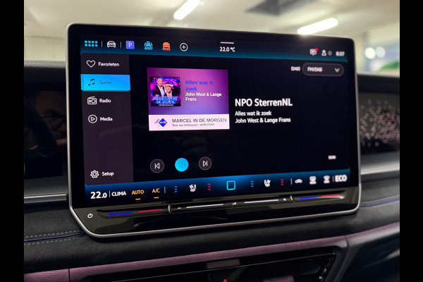 Volkswagen Tayron 1.5 eTSI R-Line Edition | Full Option | Garantie tot 2030 | Pano | IQ. Drive | Trekhaak |Park Assist Pro | H/K