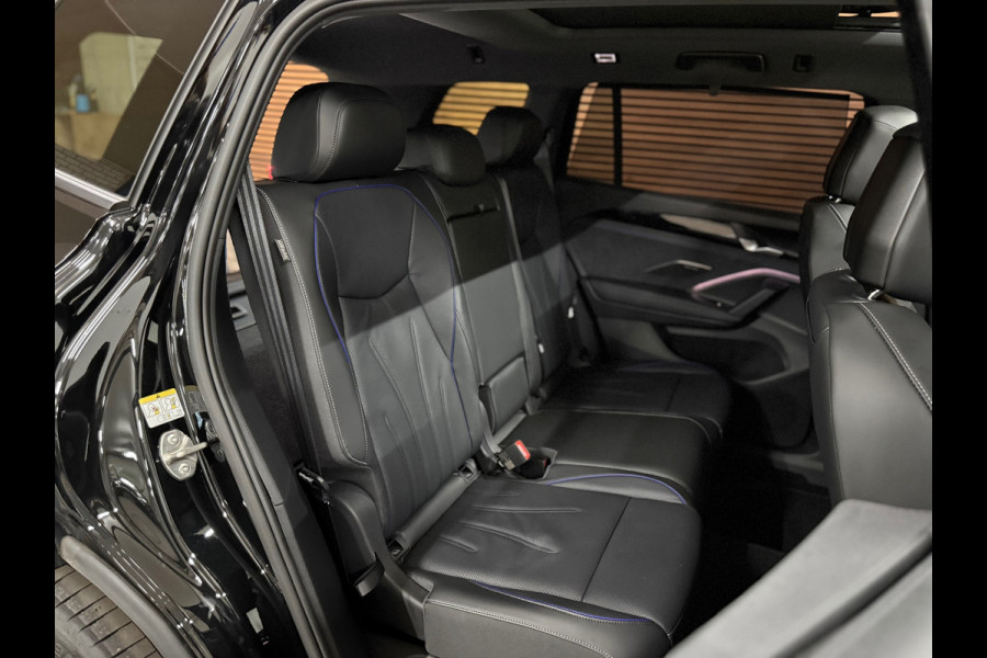 Volkswagen Tayron 1.5 eTSI R-Line Edition | Full Option | Garantie tot 2030 | Pano | IQ. Drive | Trekhaak |Park Assist Pro | H/K