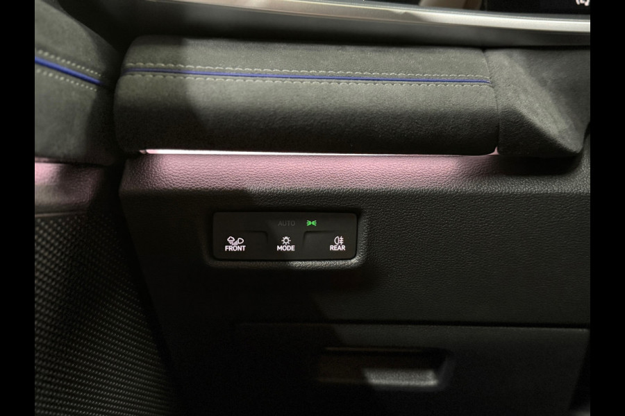 Volkswagen Tayron 1.5 eTSI R-Line Edition | Full Option | Garantie tot 2030 | Pano | IQ. Drive | Trekhaak |Park Assist Pro | H/K