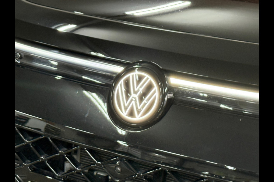 Volkswagen Tayron 1.5 eTSI R-Line Edition | Full Option | Garantie tot 2030 | Pano | IQ. Drive | Trekhaak |Park Assist Pro | H/K
