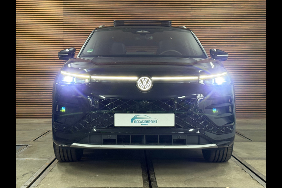 Volkswagen Tayron 1.5 eTSI R-Line Edition | Full Option | Garantie tot 2030 | Pano | IQ. Drive | Trekhaak |Park Assist Pro | H/K