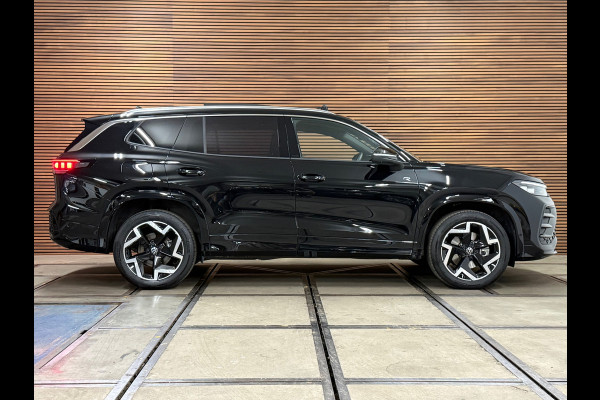 Volkswagen Tayron 1.5 eTSI R-Line Edition | Full Option | Garantie tot 2030 | Pano | IQ. Drive | Trekhaak |Park Assist Pro | H/K