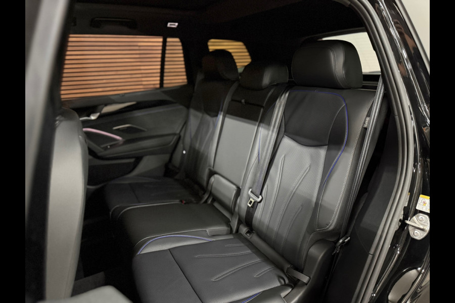 Volkswagen Tayron 1.5 eTSI R-Line Edition | Full Option | Garantie tot 2030 | Pano | IQ. Drive | Trekhaak |Park Assist Pro | H/K