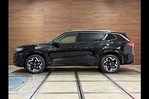 Volkswagen Tayron 1.5 eTSI R-Line Edition | Full Option | Garantie tot 2030 | Pano | IQ. Drive | Trekhaak |Park Assist Pro | H/K