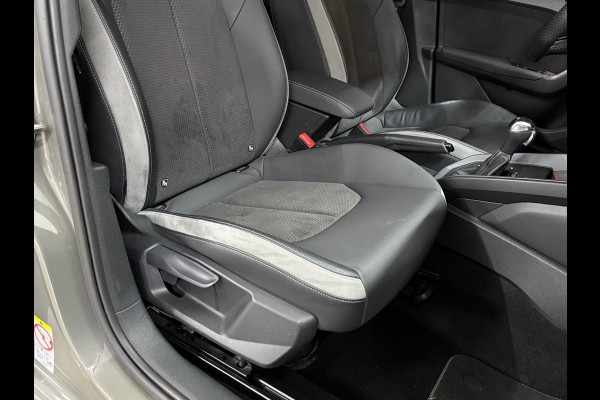 Audi A1 Sportback 35 TFSI S Line edition one | 150PK | Black Optic | S-tronic | Virtual Cockpit | Navi | LED | Alcantara | 18”