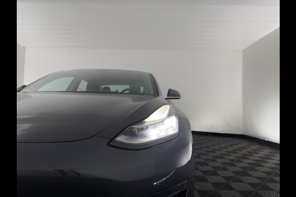 Tesla Model 3 Long Range AWD 75 kWh [3-Fase-11kW] (INCL-BTW) Aut. *PANO | AUTOPILOT | LEATHER | KEYLESS | FULL-LED | MEMORY-PACK | TOPVIEW | DAB | CARPLAY | DIGI-COCKPIT | LANE-ASSIST | HEATED-COMFORTSEATS | 19"ALU*