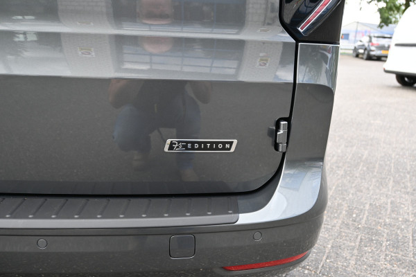 Volkswagen Caddy Cargo 75 Edition Leder, Navigatie, Trekhaak, Etc.