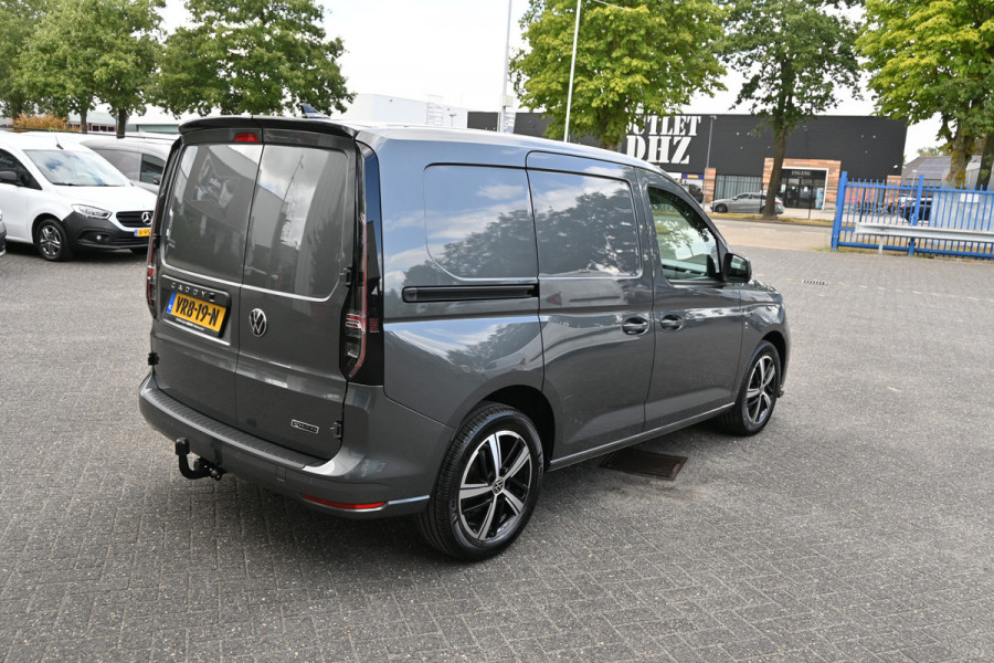 Volkswagen Caddy Cargo 75 Edition Leder, Navigatie, Trekhaak, Etc.