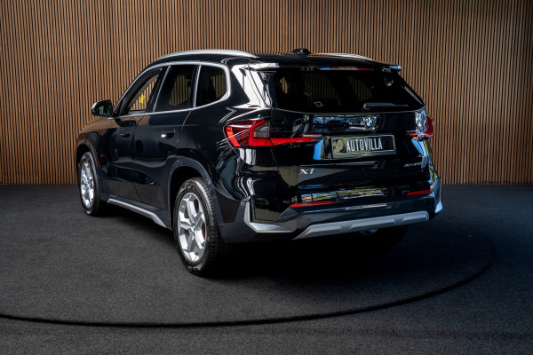 BMW X1 xDrive23i xLine 18inch Sportstoelen Leder Driving Assistant Plus Trekhaak